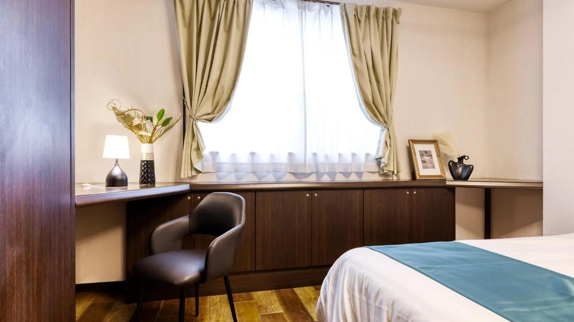 Heights Blown 1-3F - Vacation Stay 8095 Osaka Apartment